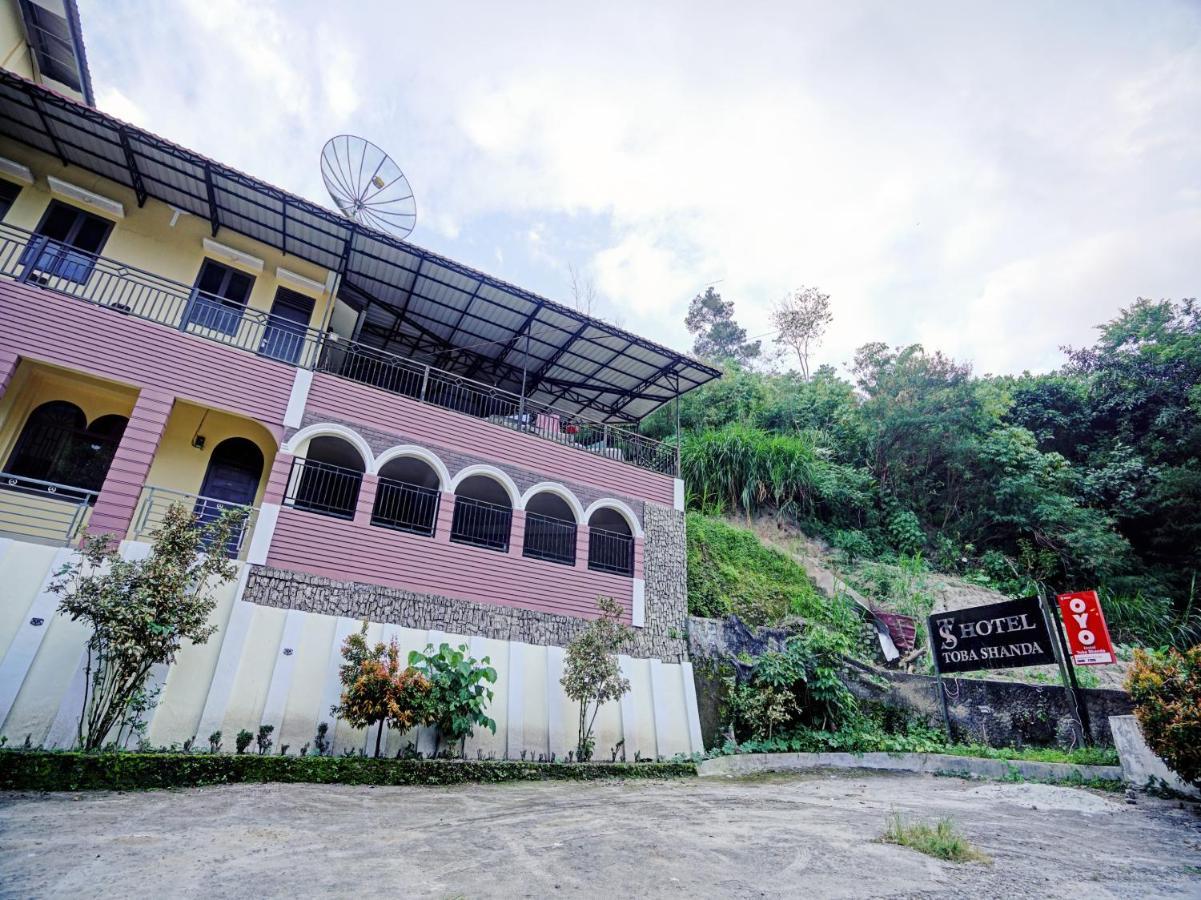 Oyo 90331 Hotel Toba Shanda Parapat Exterior photo