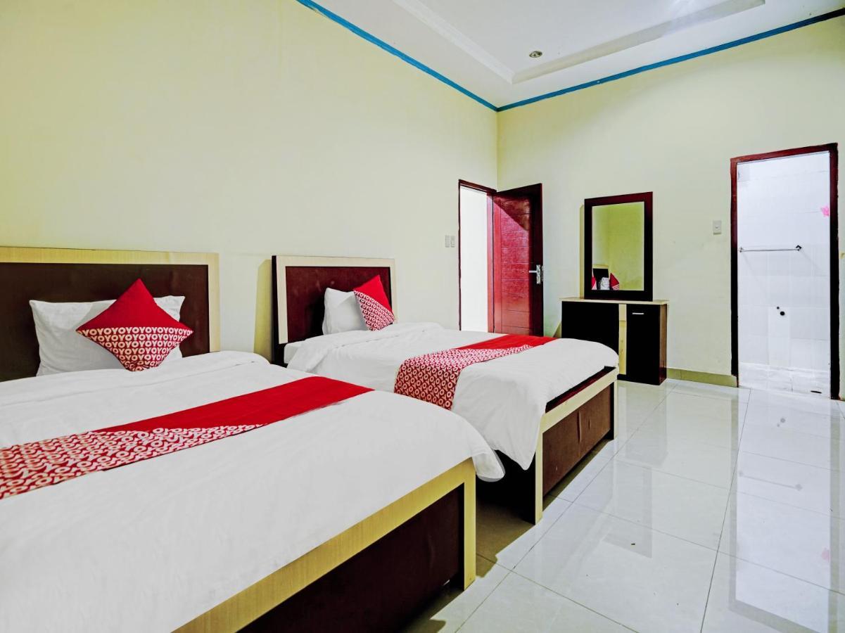 Oyo 90331 Hotel Toba Shanda Parapat Exterior photo
